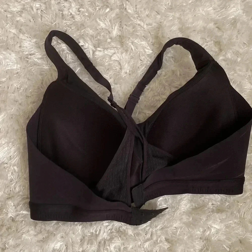 LULULEMON top size 36C - Picture 3 of 5